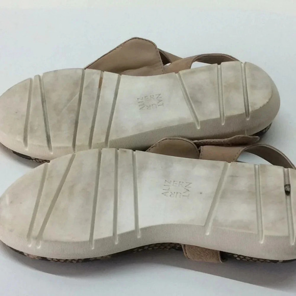 Naturalizer Tan Thong Sandals Platform - Picture 6 of 8